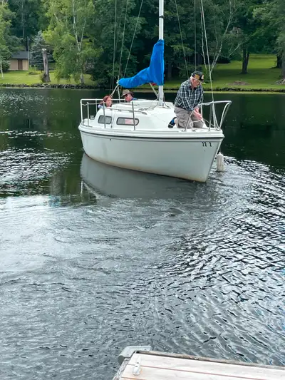 This Sirius 21 has been lovingly enjoyed on Crowe Lake for many years and with many family members....