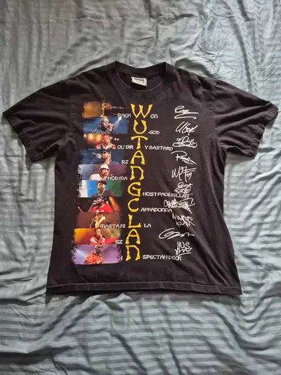 A Wu-Tang Clan graphic t-shirt I got a couple years back. Wore it very frequently before it just sat...