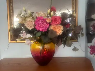 There are different flowers in this beautiful bouquet.I spent close to $80 just in flowers.Great hom...
