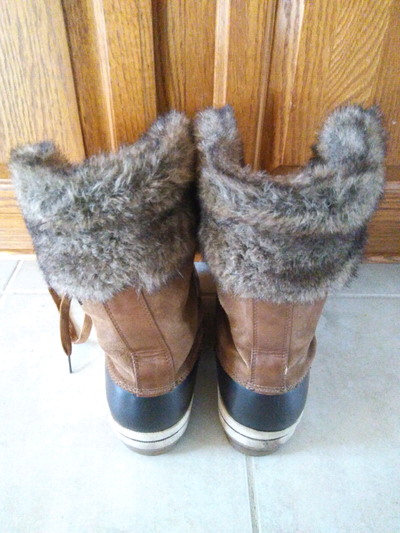 Bottes d'hiver femmes London Fog, taille 9., View more