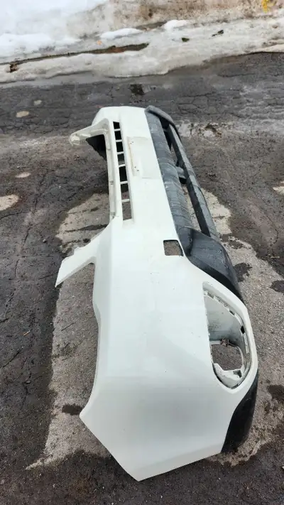 Original bumper for a Subaru Forester 2016 2.5i. Damaged from a fender bender. I replaced it with a...
