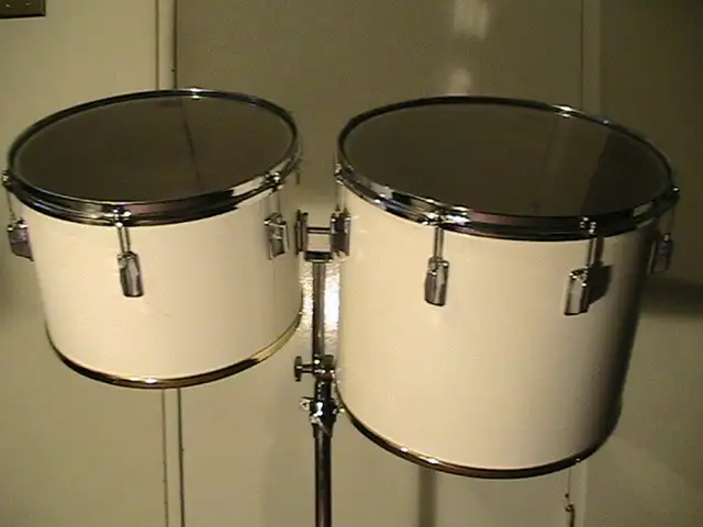 VINTAGE PEARL Export"Concert Toms" With H-Duty DBLE-Braced Stand in Drums & Percussion in Windsor Region - Image 6