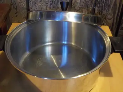Marmite 5,5L Sears Heavyweight Canada. Induction., View more