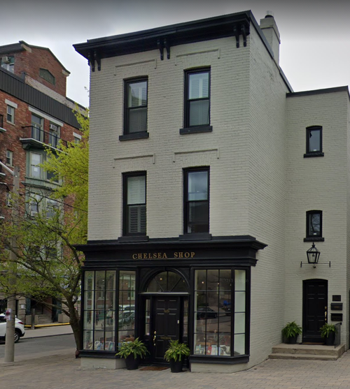 Prime 1,274 Sq Ft Retail Space with Large Glass Windows & Foot Traffic High-Visibility Storefront in...