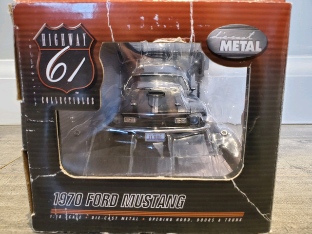 1:18 Diecast Hwy Highway 61 1970 Ford Mustang Mach 1 Custom Grey in Arts & Collectibles in Kawartha Lakes - Image 2