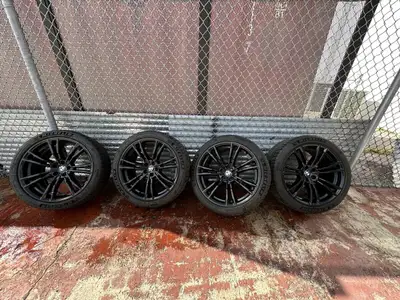 set 4 OEM Mercedes Benz S class rims 255/45/19 HANKOOK icept WINTER tires %80 tread lefe,, ............