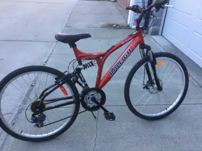 Selling my Raleigh bike 26” wheels in excellent condition. This is special edition Tim Horton ‘ bike...