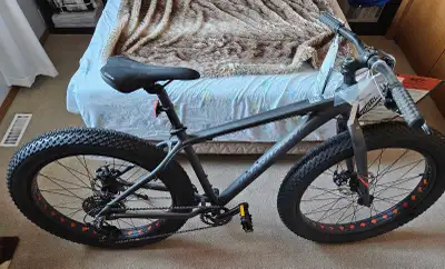 BRAND NEW NORTHROCK 26 Inch, 10 Speed  FAT TIRE BIKE, View more