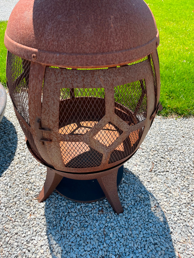 Wood Burning Chiminea in Outdoor Décor in Leamington - Image 2