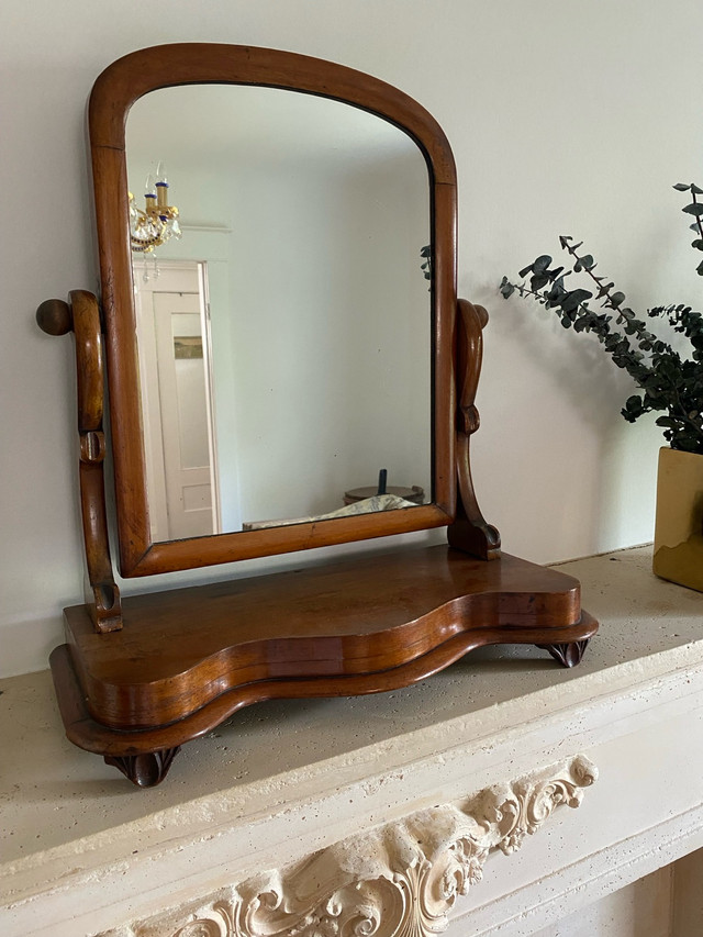 Antique Mirror in Home Décor & Accents in City of Toronto - Image 2