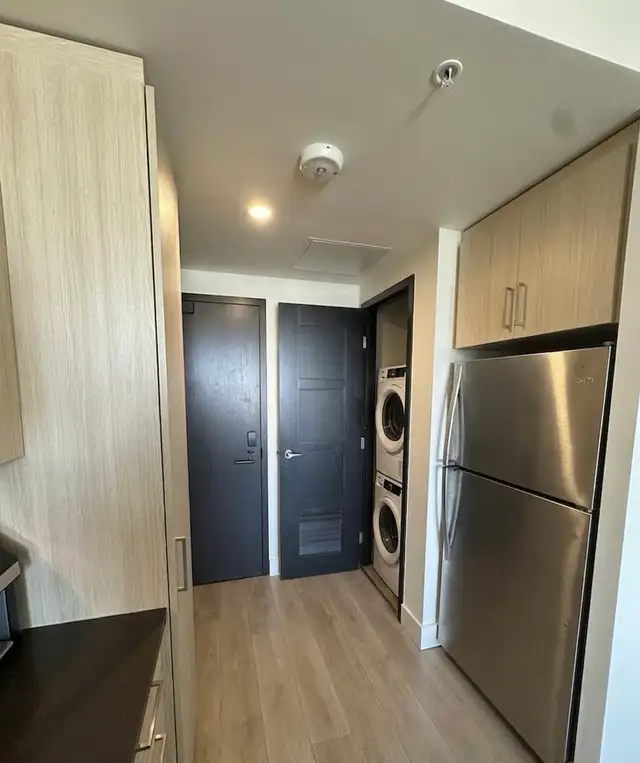 10 MIN WALK TO UW CAMPUS; Private room for sublet in Room Rentals & Roommates in Kitchener / Waterloo - Image 3