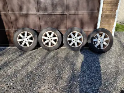 Set of 4 Michelin Defenders on alloy rims.