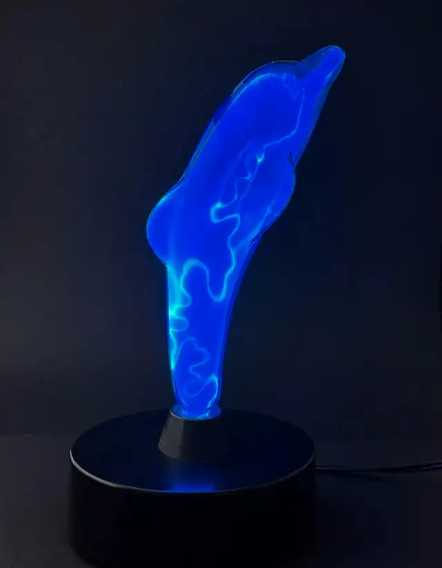 Lumisource Electric Blue Glass Dolphin Plasma Lightning Lamp in Indoor Lighting & Fans in Edmonton - Image 5