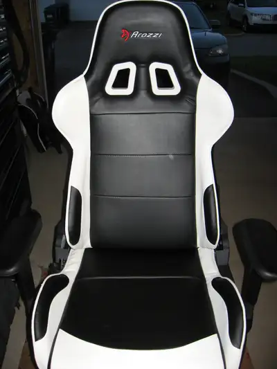 Arozzi Verona Gaming Chair, View more