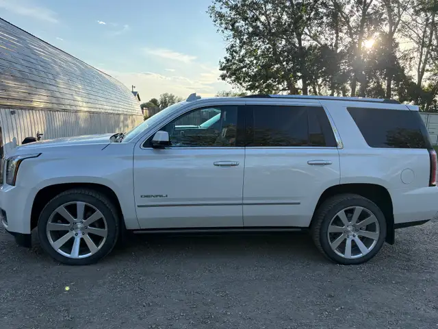 2017 GMC yukon  Denali