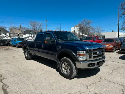 For Sale: 2010 Ford f250 XLT 4x4! **Specs:** -8foot box -5.4L triton gas engine -4x4 works great -FI...