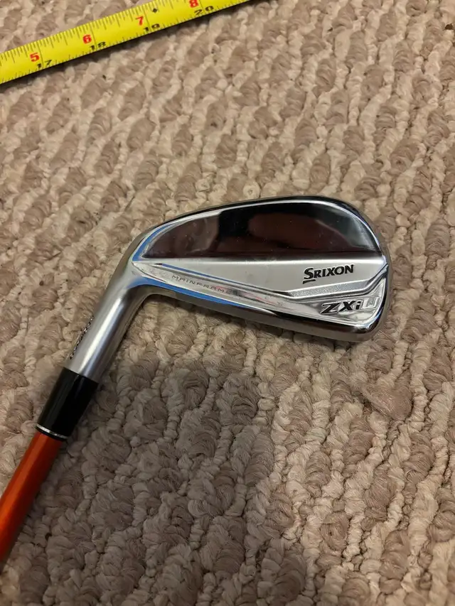 LH Srixon utility iron in Golf in Ottawa - Image 2