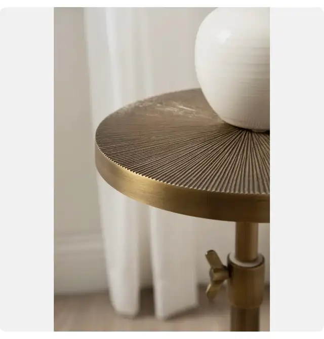 Hansjochen Sunburst Adjustable Accent End Table in Other Tables in Oshawa / Durham Region - Image 5