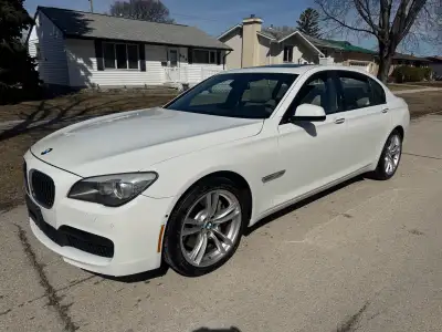 2011 BMW 750Li M Sport xDrive | 84,000 KM | Executive Luxury | No Accidents Offering a meticulously...