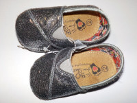 Lil Bob's from Skechers Baby Shoes size 2, good condition