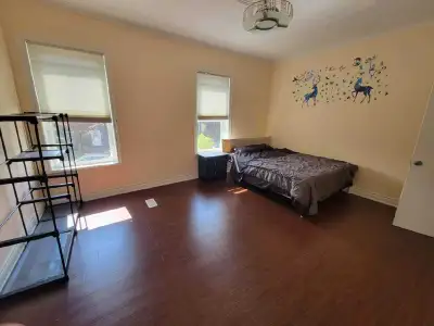 room in 4 bed 2 bath unit $2000/person/month 1 person per room can be furnish (bed, table, chair, cl...