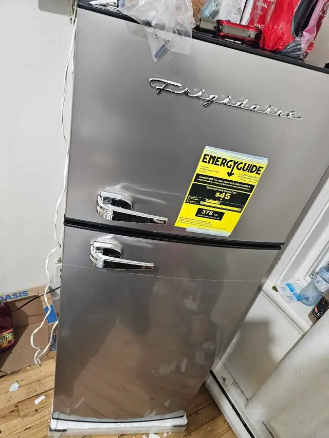 frigidaire réfrigérateur frigo fridge small petit Shawinigan in Refrigerators in Shawinigan - Image 4