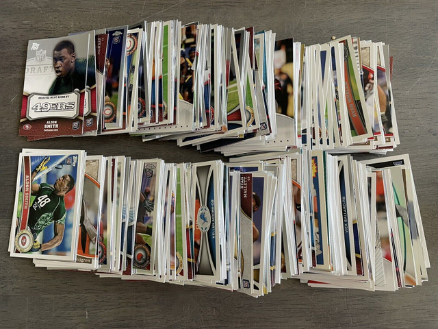 Large lot of rookie football cards in Arts & Collectibles in Hamilton