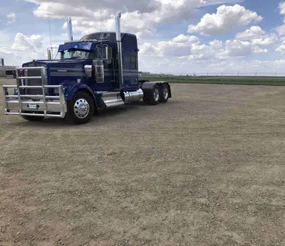 Selling due to new truck coming in. 565 Cummins 3:91 gear ratio Super 40 Located Moose Jaw, SK New c...