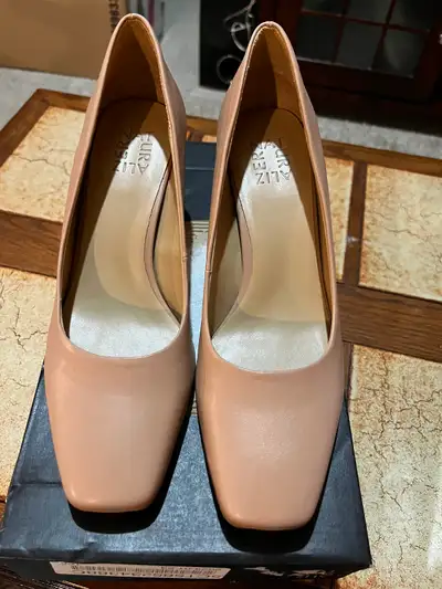 Women’s Naturalizer Beige shoes, View more