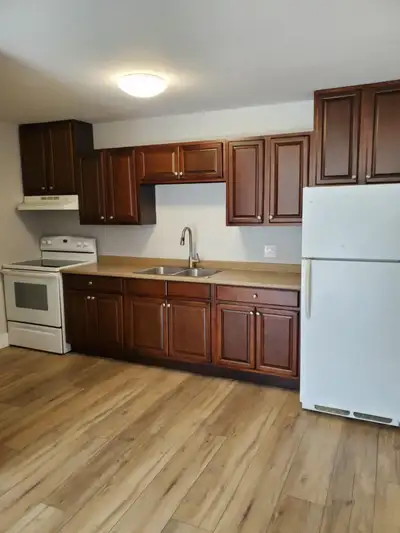 2 bdm unit, all utilities INCLD with wifi. July 1st.
