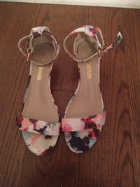 Dream Paris Wedged Sandals size 7.5