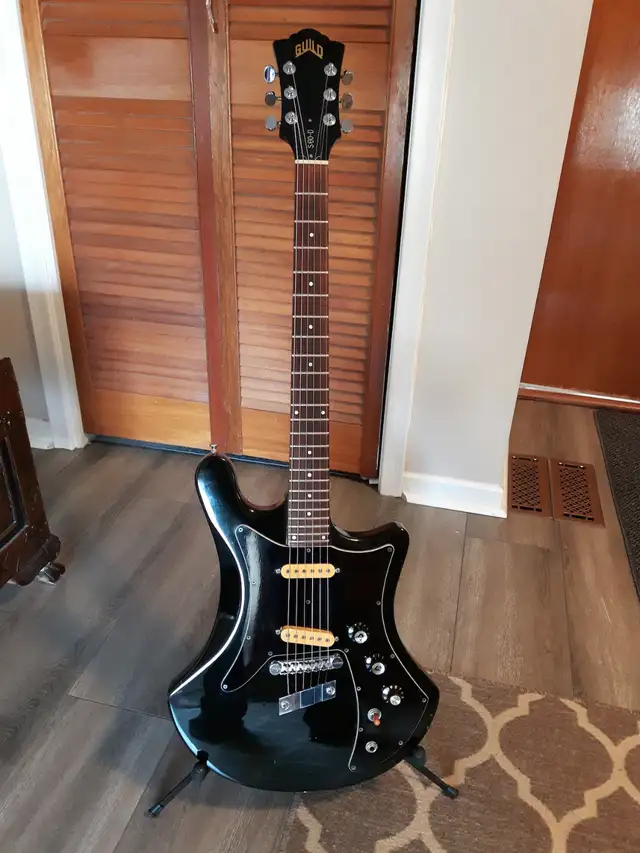 Vintage Guild S60D in Guitars in Mississauga / Peel Region - Image 2