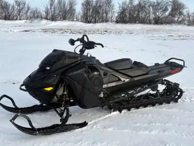 Two 2024 Ski-Doo Adrenaline Edge 850 N/A Black - 1400 km / 67 Hours Tan - 1100 km / 59 hours 154 x 3...