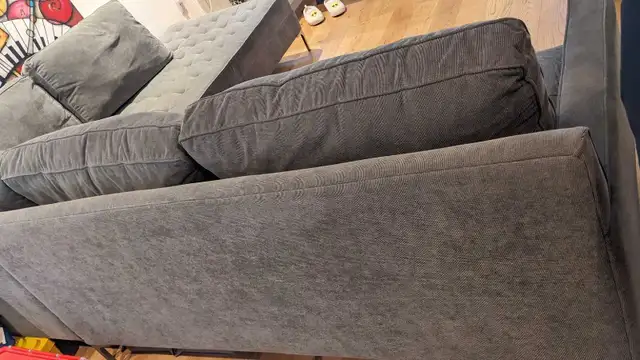 Gray Structube couch in Couches & Futons in City of Toronto - Image 6