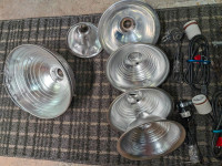 6 GROW LIGHTS AND ACCESSORIES ( Sold as a lot )
