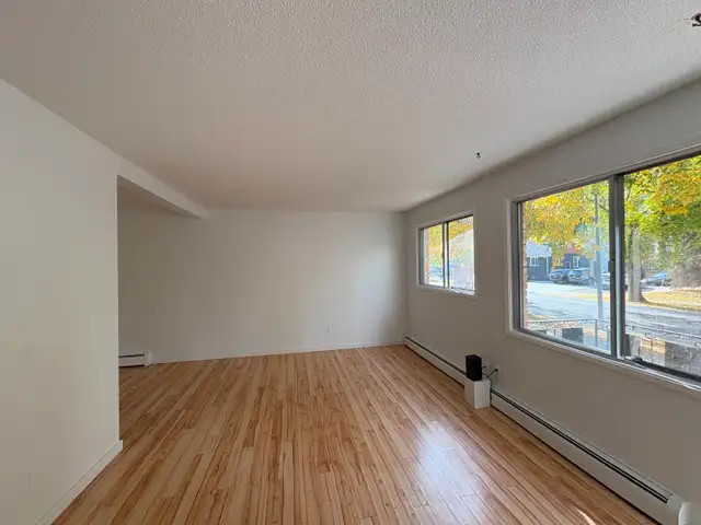 Private Room Downtown Edmonton - $750 All-Inclusive + Parking