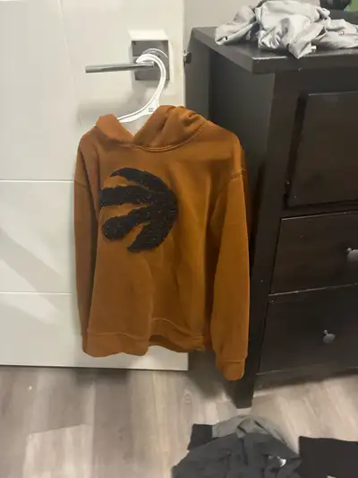 Raptors sweater, View more