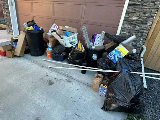Junk Removal Services460148663911731201