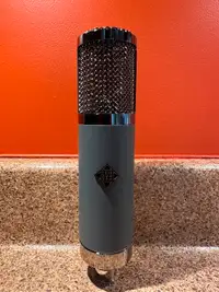 NEUF Telefunken TF51 Large-diaphragm Tube Condenser Microphone
