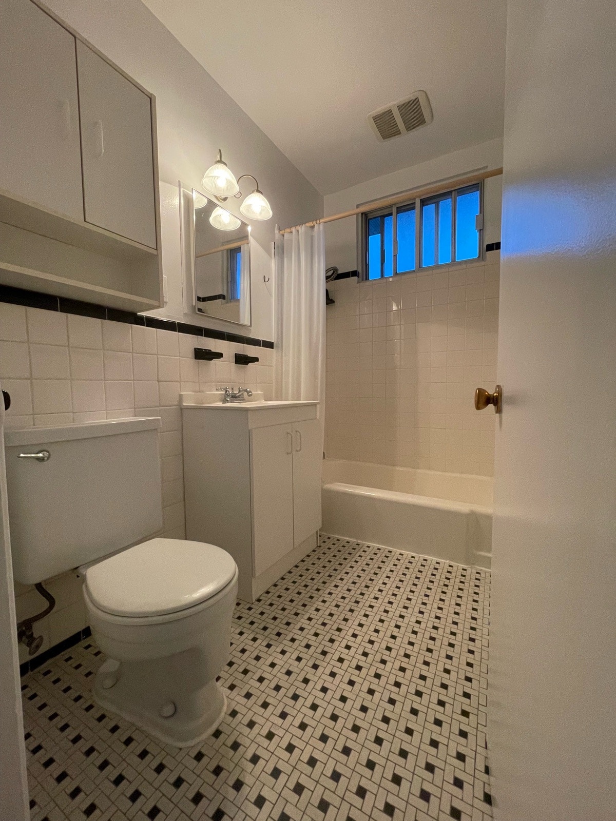 apartment 3 1/2 — photo 3