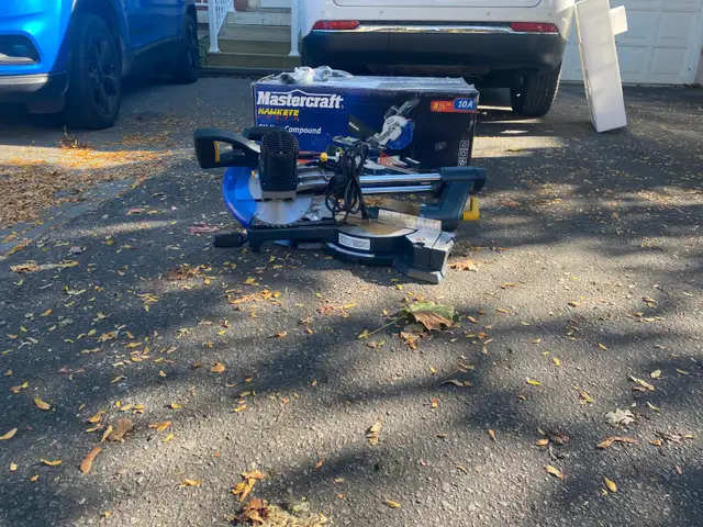 mitre saw in Other in Markham / York Region - Image 3