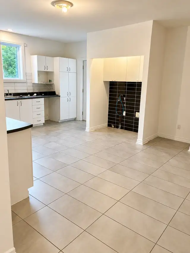 GRAND APARTMENT FOR RENT – 6 1/2