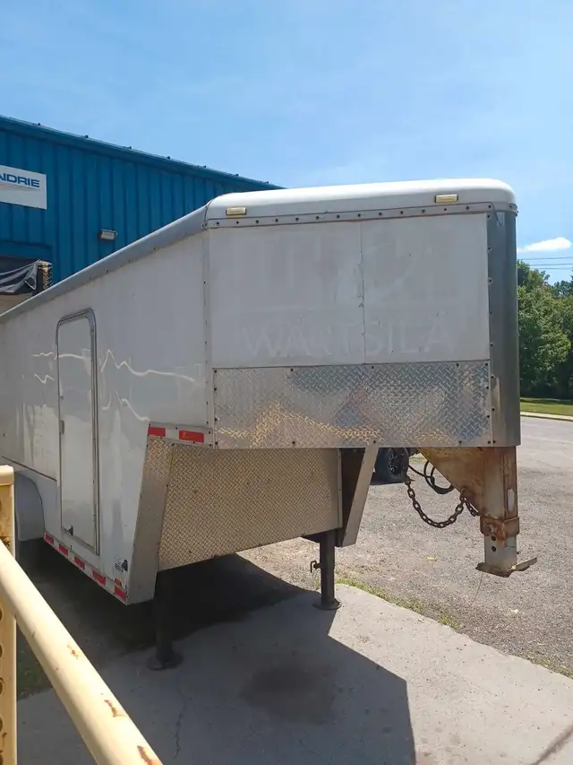 Enclosed 5th wheel in Cargo & Utility Trailers in Brantford - Image 4