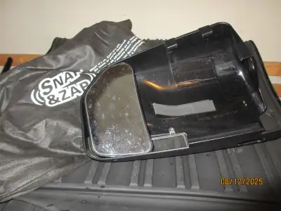 Snap on towing mirrors for F 150. They were used on a 2017 F 150 and may fits others. Sell for over...