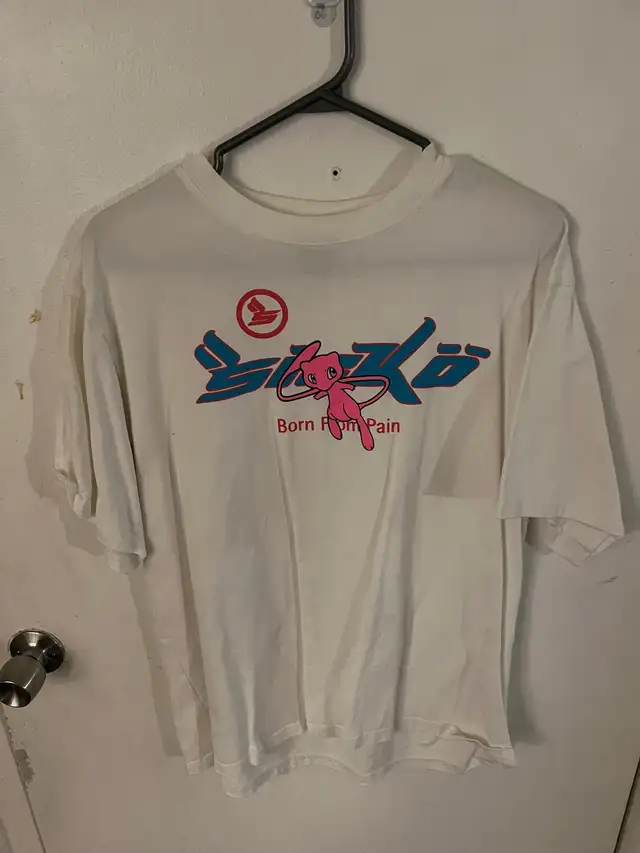 Joy X Pain T-Shirt XL size XL men’s in Men's in City of Toronto - Image 2