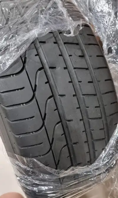 IF U SEE THE AD ITRES STILL FOR SALE 2 x 255/35/20 PIRELLi p zero tires 90%85 tread left good condit...