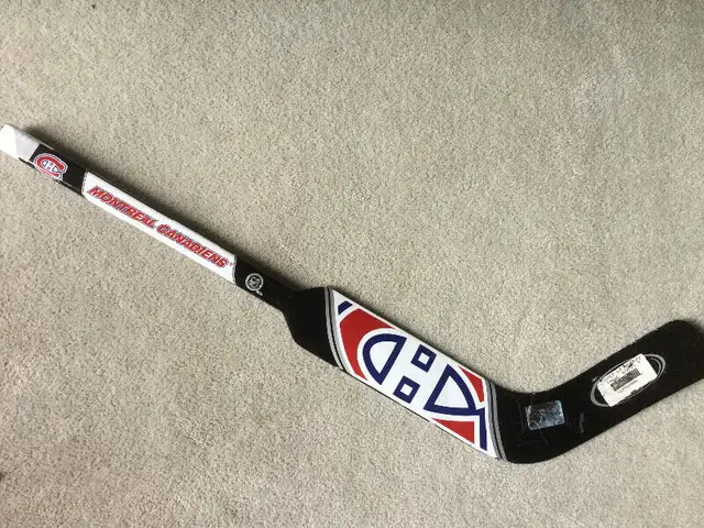 MONTREAL CANADIENS COMPOSITE GOALIE MINI STICK in Hockey in Hamilton - Image 2
