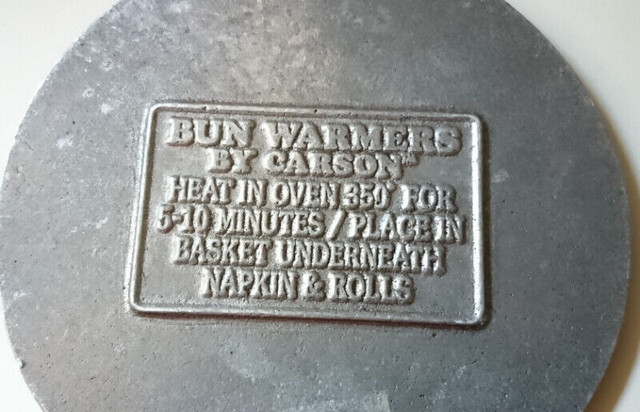 Vintage Rare Cast Aluminum ABC... Bun Warmer by Carson in Arts & Collectibles in Oshawa / Durham Region - Image 3