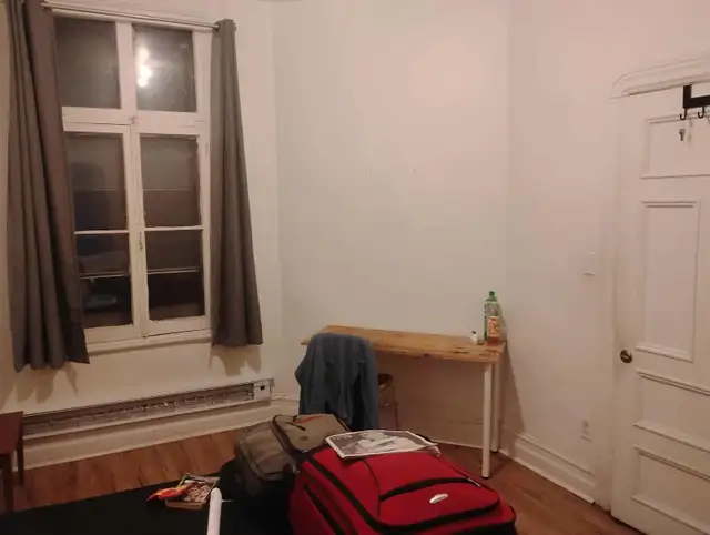 Chambre Prive Plateau Mont Royal in Room Rentals & Roommates in City of Montréal - Image 5