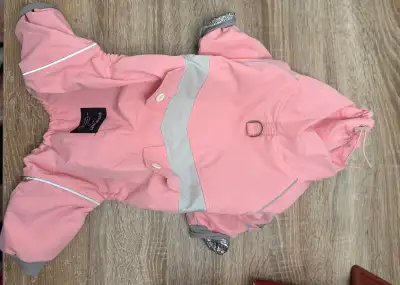 Offrez à votre compagnon un lot complet de vêtements stylés et confortables, parfait pour toutes les...